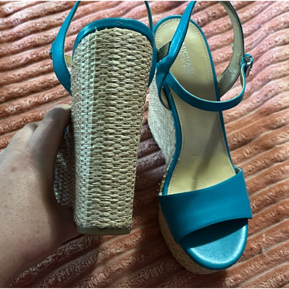 LIKE NEW Michael Kors Teal Leather Wedges 8.5 Worn ONCE for a couple of hours. - Picture 8 of 9